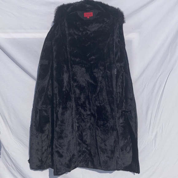 Excelled fur lined trench super warm! - Picture 10 of 10